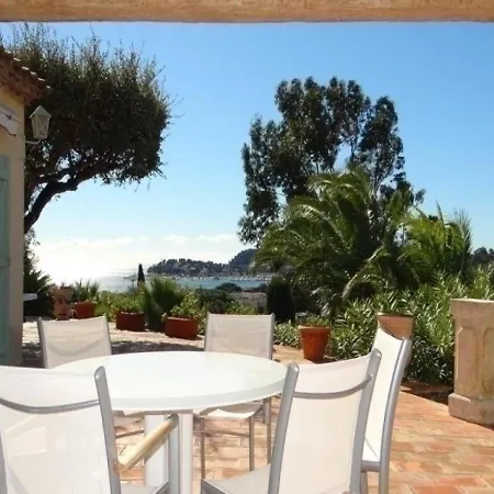 House Tres Belle Provencale Avec Vue Mer Casa de Férias *