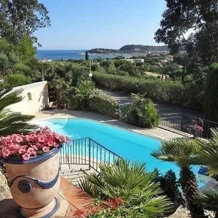 House Tres Belle Provencale Avec Vue Mer Casa de Férias *